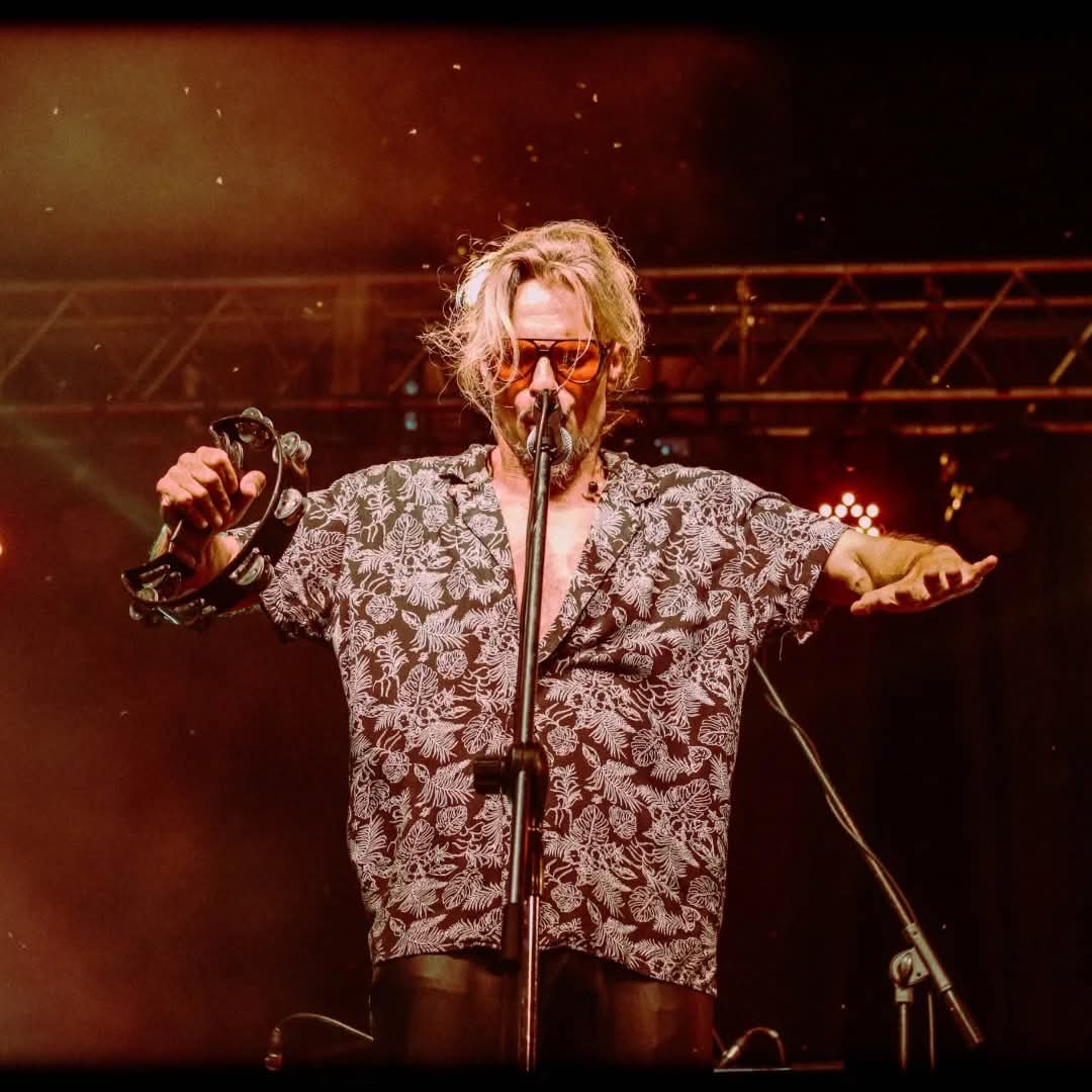 Rodrigo cantante de Experimento Negro