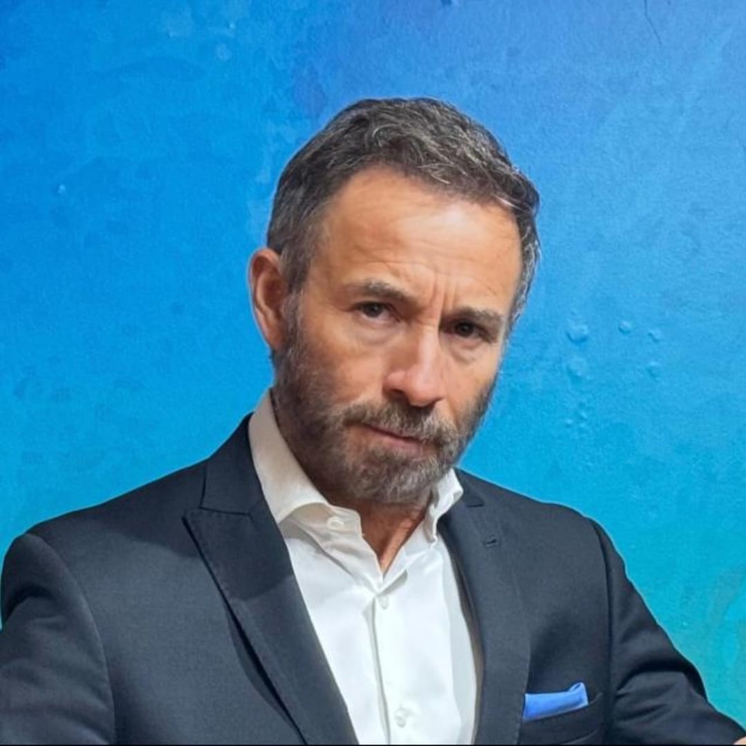 El economista Juan Enrique pronostica una depresión económica debido a la recesión y la falta de dólares