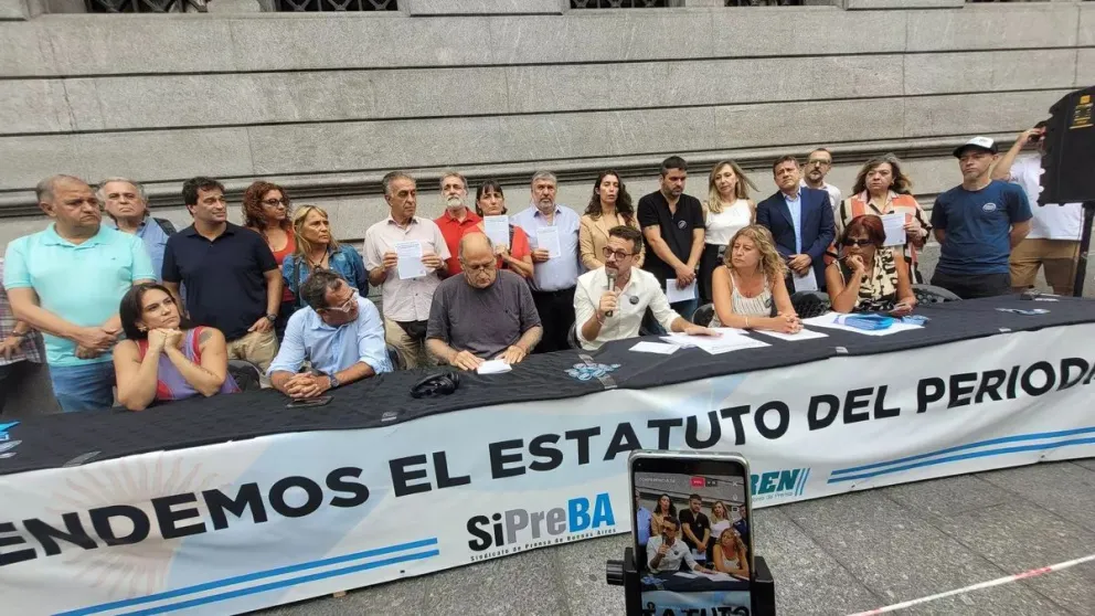 Conferencia en defensa del Estatuto del Periodista