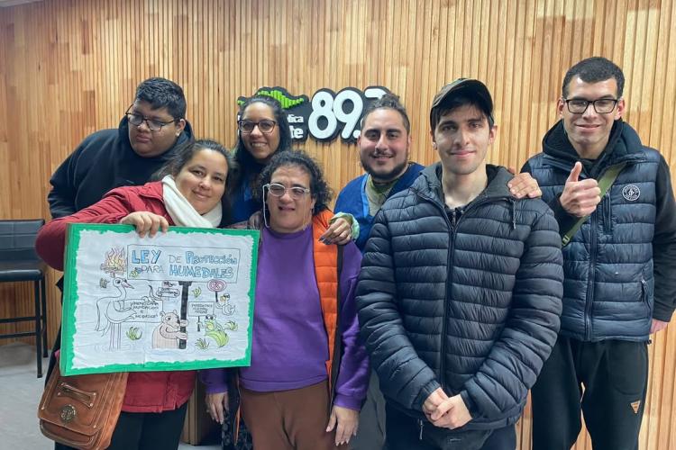 Los y las chicas del Centro de Día del Bosque 