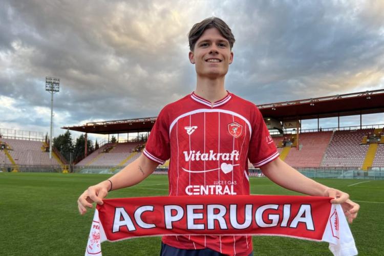  José Antonio Gomez Marquez "Joselito" mediocampista Onubense del equipo italiano Perugia FC 