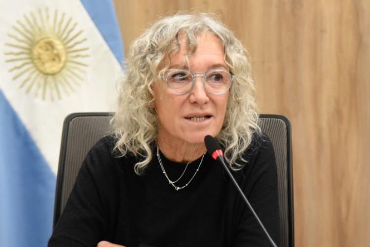 Monica Frade en el congreso por el caso de las crypto Libra