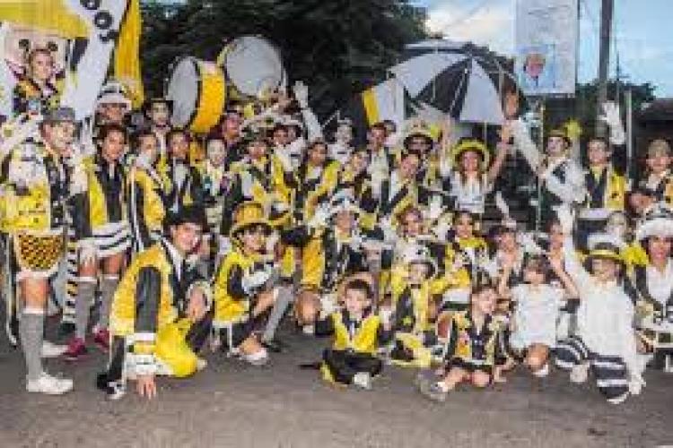 Giselle Quintana, integrante de la murga Los pirados del oeste pasó por Estación Ituzaingó y contó como se preparan para los carnavales que organiza el Municipio de Ituzaingó. 