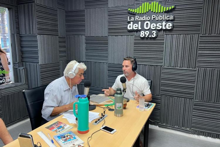 El intendente Pablo Descalzo junto a Horacio Mena, en De Amigo a Amigo