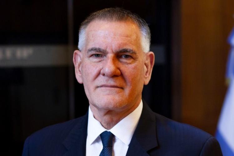 el Diputado Carlos Castagnetto