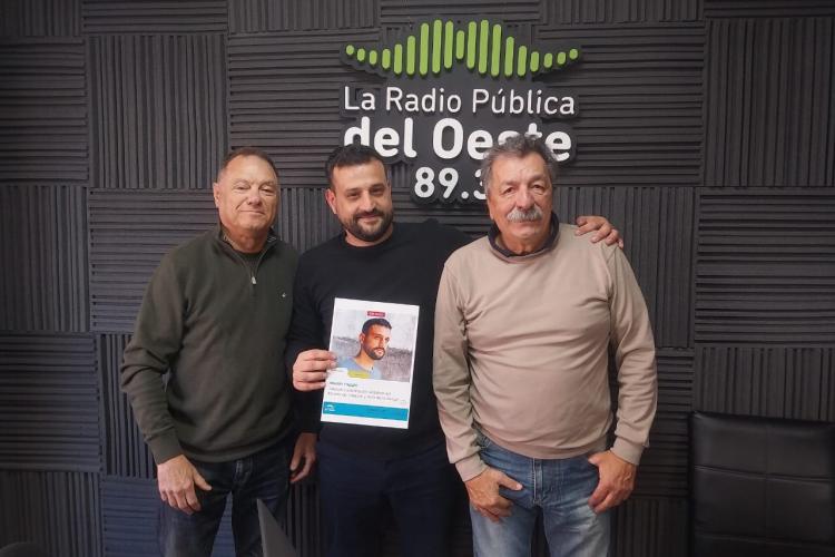 Martin Faggio con El Palacio y La Calle en el estudio de La Radio Pública del Oeste